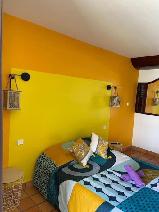 Studio Au Soleil Levant, Avec Piscine La Trinité Dış mekan fotoğraf